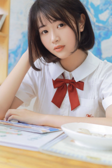 色噜噜巨乳欧美